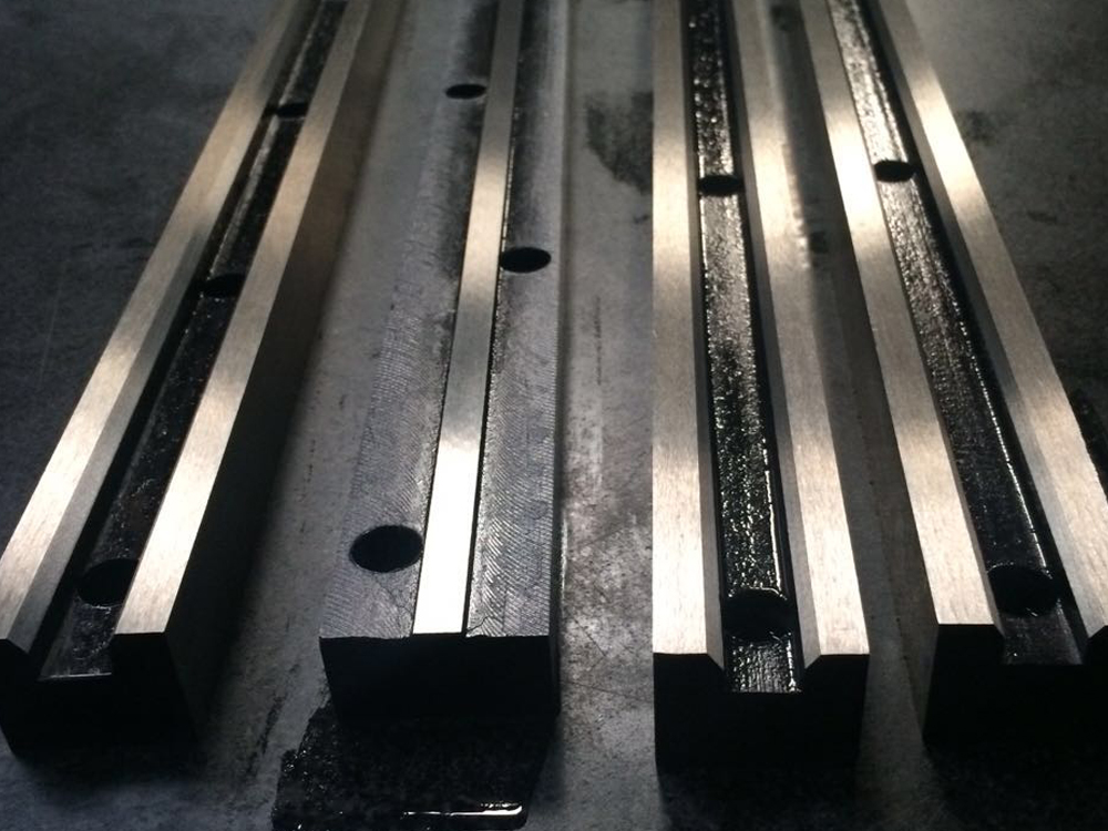 機(jī)床導(dǎo)鑲鋼軌